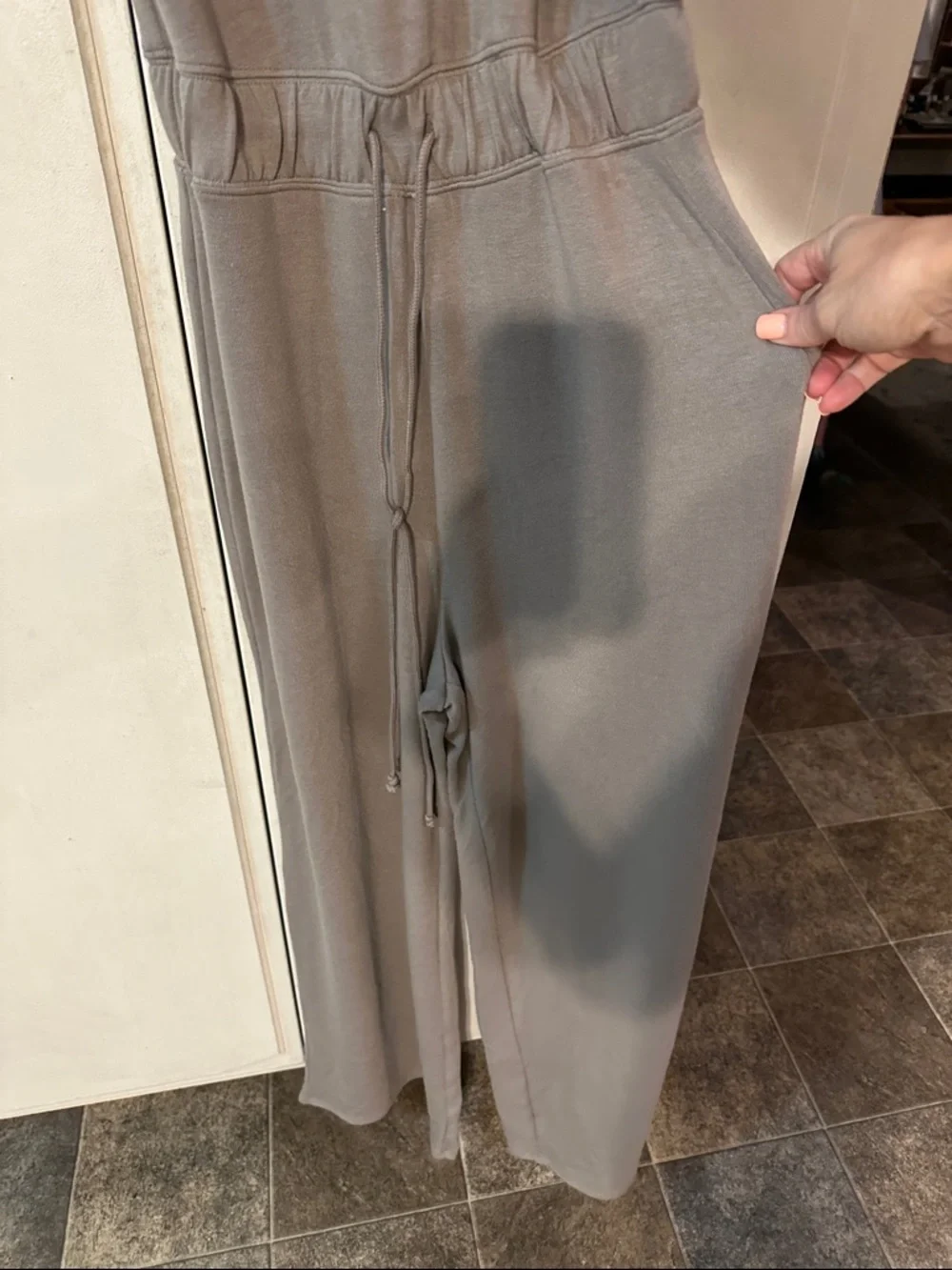 ABERCROMBIE Lounge Scoopneck Jumpsuit - Taupe